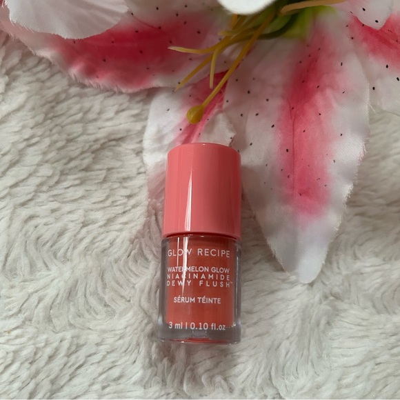 Glow Recipe Other - Glow Recipe Watermelon Glow Niacinimide Dewy Flush Serum Blush in Coral Pink